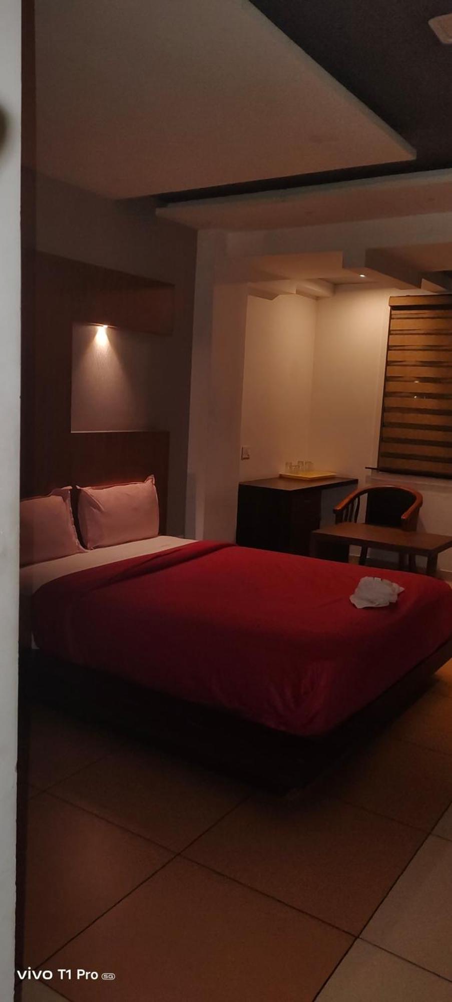 Hotel Al Amana Tower Kondotty Екстер'єр фото